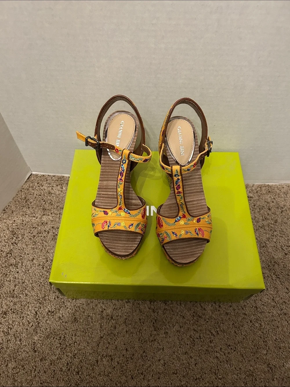 Gianni Bini Yellow Floral T-Strap Wedge Sandals with Brown Trim